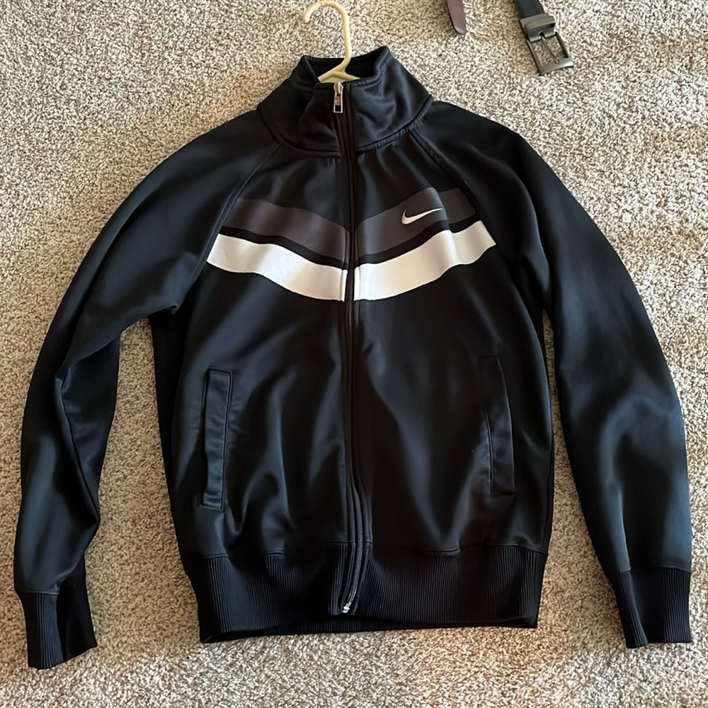 Nike sweater